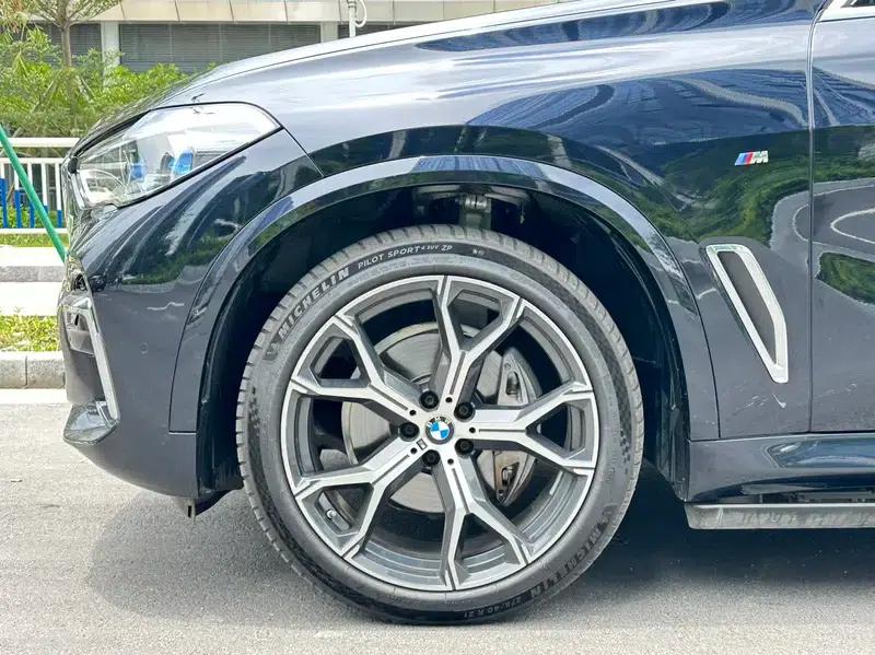 BMW X5 2022 Facelift xDrive 40Li M Sport Package — миниатюра 10