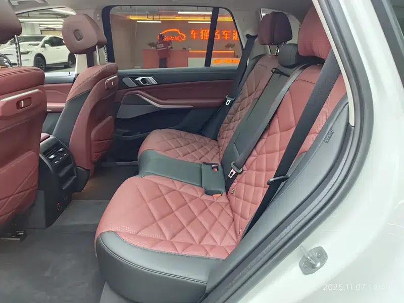 BMW X5 2023 xDrive30Li M Sport Package — миниатюра 19