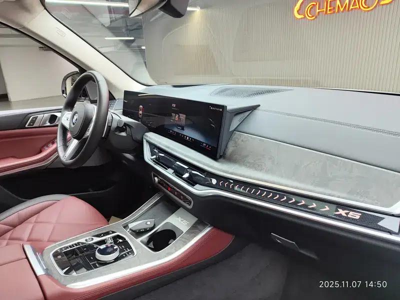 BMW X5 2023 xDrive30Li M Sport Package — миниатюра 9