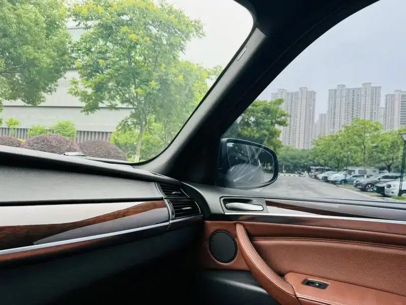 2014 BMW X5 3.0T Automatic Front-Wheel Drive 5-Seater (Parallel Import) — миниатюра 8