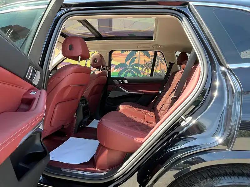 BMW X5 2023 xDrive30Li M Sport Package — миниатюра 15