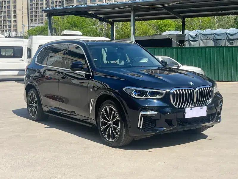 BMW X5 2023 xDrive30Li M Sport Package — миниатюра 3