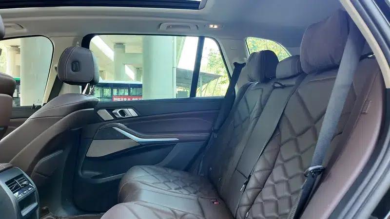 BMW X5 2022 xDrive 30Li Luxury M Sport Package — миниатюра 17
