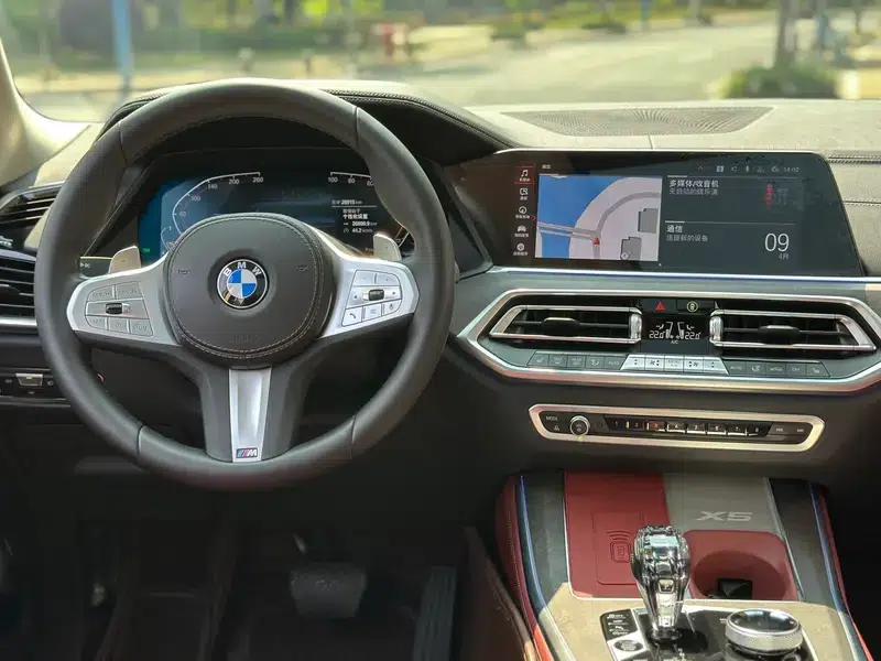 BMW X5 2022 xDrive 30Li Luxury M Sport Package — миниатюра 13
