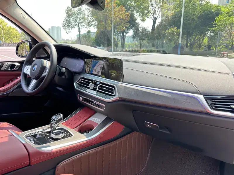 BMW X5 2022 xDrive 30Li Luxury M Sport Package — миниатюра 14