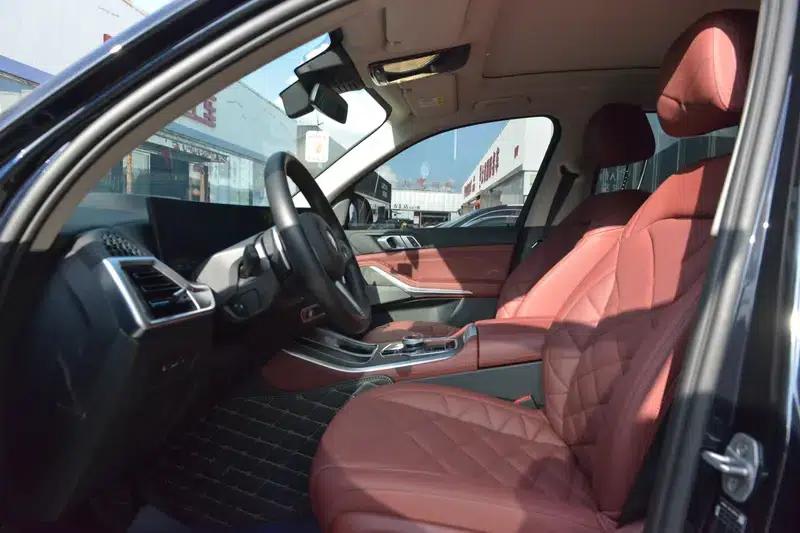 BMW X5 2023 xDrive30Li M Sport Package — миниатюра 14