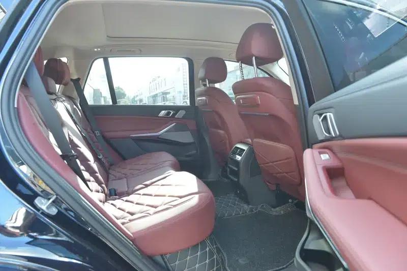 BMW X5 2023 xDrive30Li M Sport Package — миниатюра 22