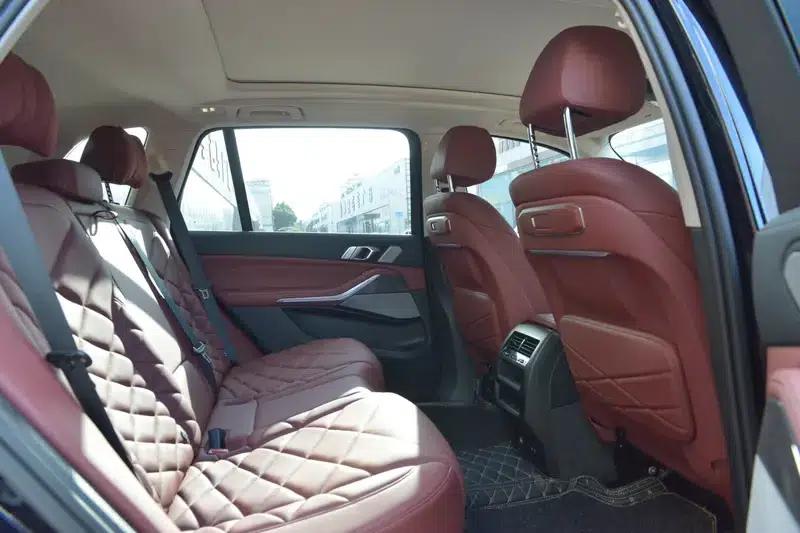 BMW X5 2023 xDrive30Li M Sport Package — миниатюра 23