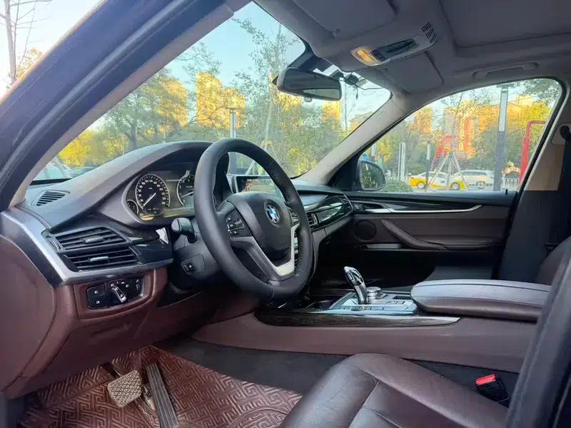 BMW X5 (Imported) 2014 xDrive35i Leading Edition — миниатюра 10