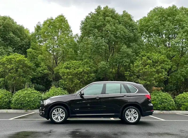 BMW X5 (Imported) 2014 xDrive35i Leading Edition — миниатюра 3