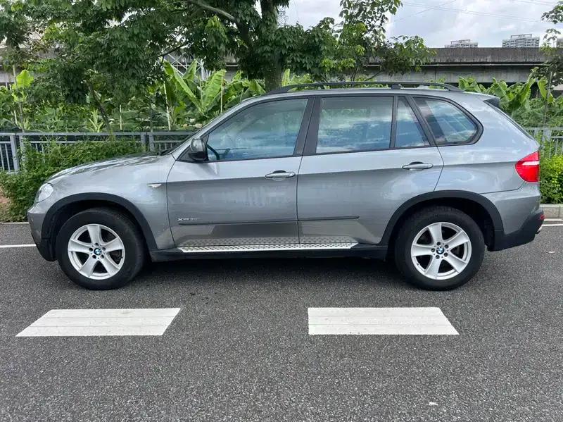 BMW X5 (Imported) 2009 xDrive30i Leading Edition — миниатюра 3