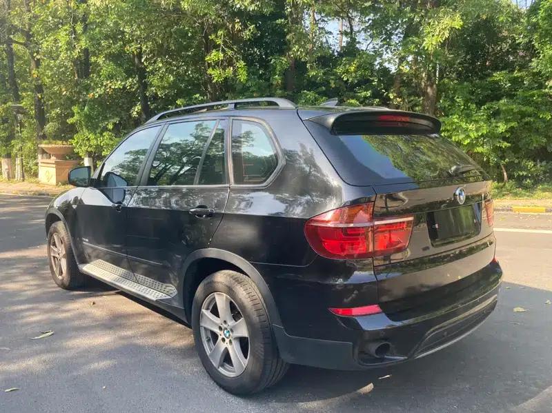 BMW X5 (Imported) 2011 xDrive35i Leading Edition — миниатюра 4