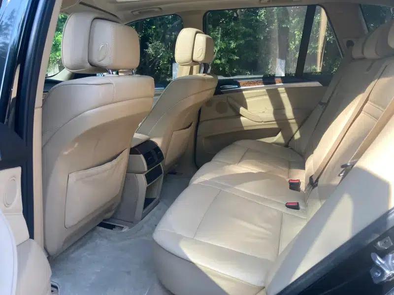 BMW X5 (Imported) 2011 xDrive35i Leading Edition — миниатюра 10