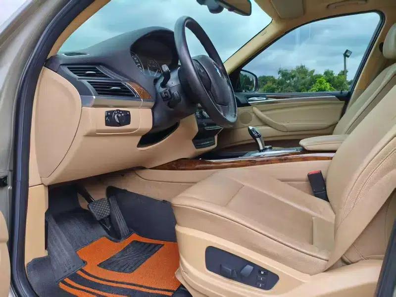 BMW X5 (Imported) 2010 xDrive30i Luxury 10th Anniversary Edition — миниатюра 15
