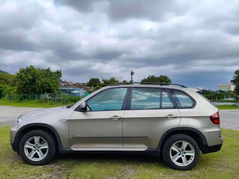 BMW X5 (Imported) 2010 xDrive30i Luxury 10th Anniversary Edition — миниатюра 3