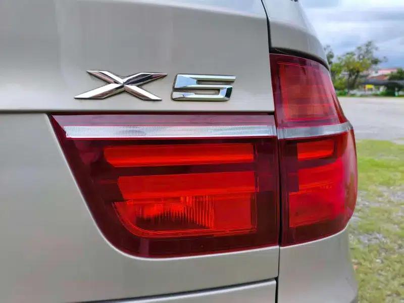 BMW X5 (Imported) 2010 xDrive30i Luxury 10th Anniversary Edition — миниатюра 9