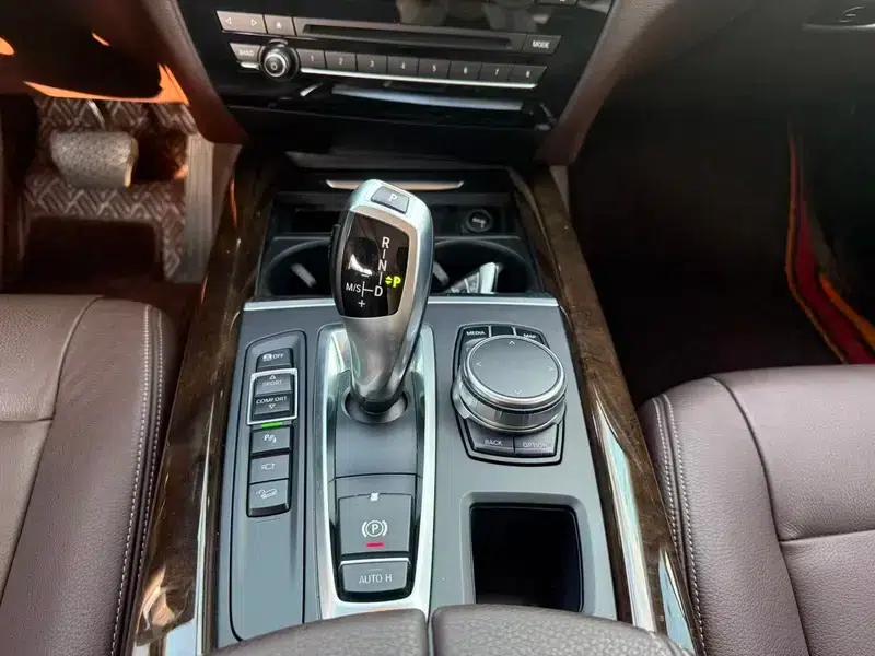 BMW X5 (Imported) 2018 xDrive28i — миниатюра 12