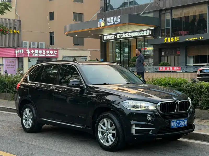 BMW X5 (Imported) 2015 xDrive28i — миниатюра 3
