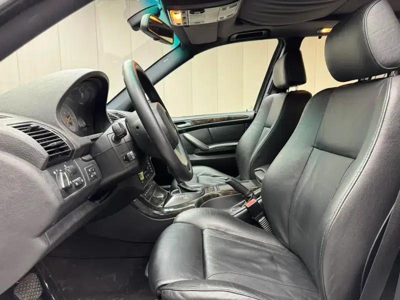 BMW X5 (Imported) 2006 Model 4.8is — миниатюра 10