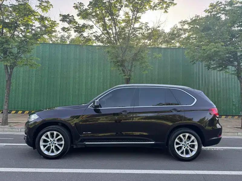 BMW X5 (Imported) 2014 xDrive35i Leading Edition — миниатюра 4