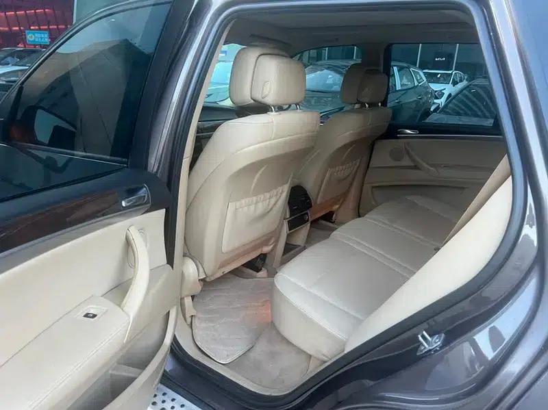 BMW X5 (Imported) 2012 Model 3.0T Parallel Import — миниатюра 18