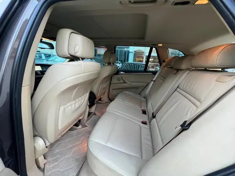 BMW X5 (Imported) 2012 Model 3.0T Parallel Import — миниатюра 21