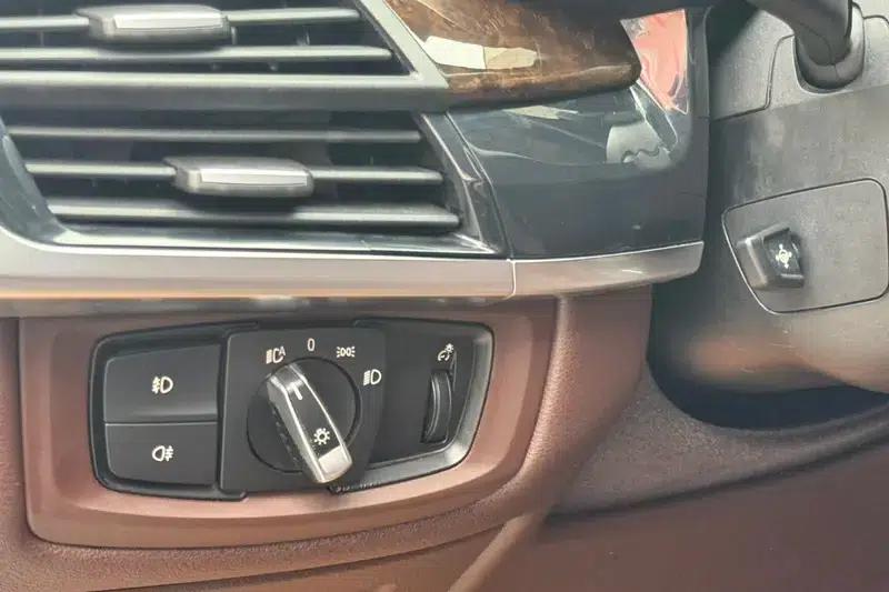 BMW X5 (Imported) 2017 xDrive28i — миниатюра 18