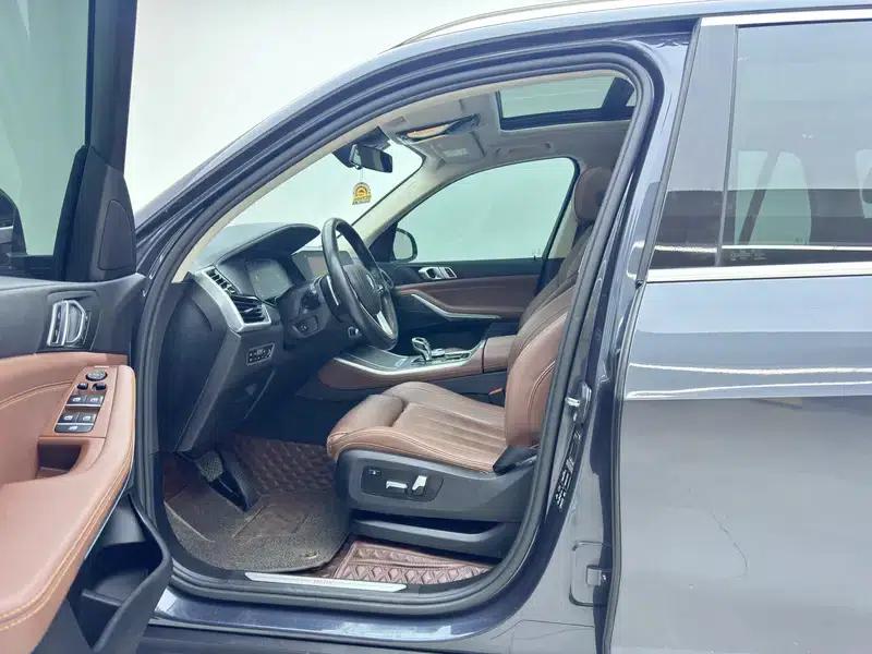 BMW X5 (Imported) 2020 xDrive30i X Design Package — миниатюра 17