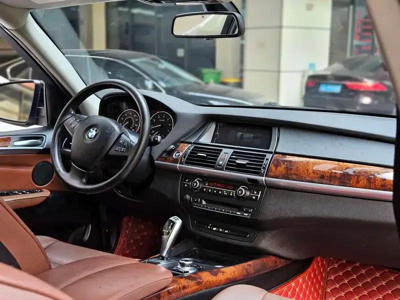BMW X5 (Imported) 2012 Model 3.0T Parallel Import — миниатюра 18