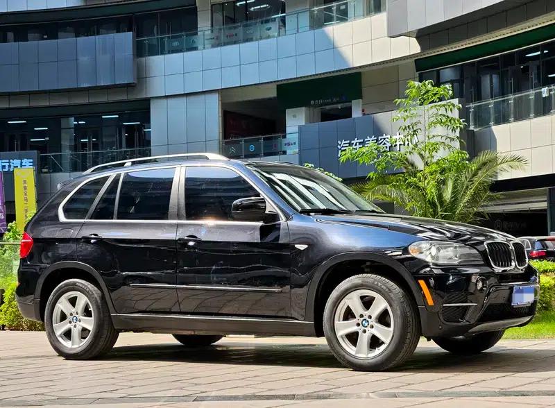 BMW X5 (Imported) 2012 Model 3.0T Parallel Import — миниатюра 3