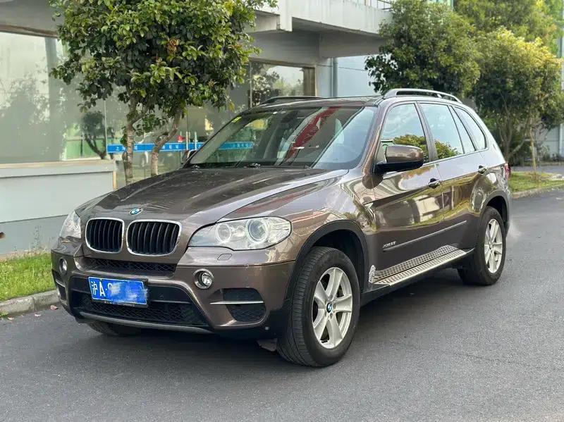 BMW X5 (Imported) 2011 xDrive35i Leading Edition — миниатюра 1
