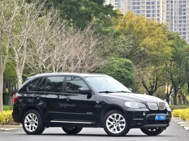 BMW X5 (Imported) 2011 xDrive35i Leading Edition — миниатюра 3