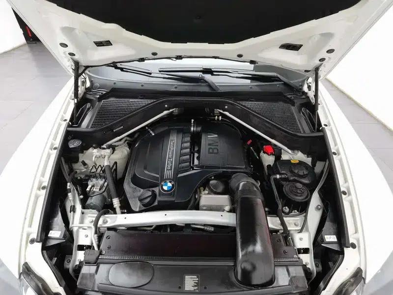 BMW X5 (Imported) 2012 Model 3.0T Parallel Import — миниатюра 5