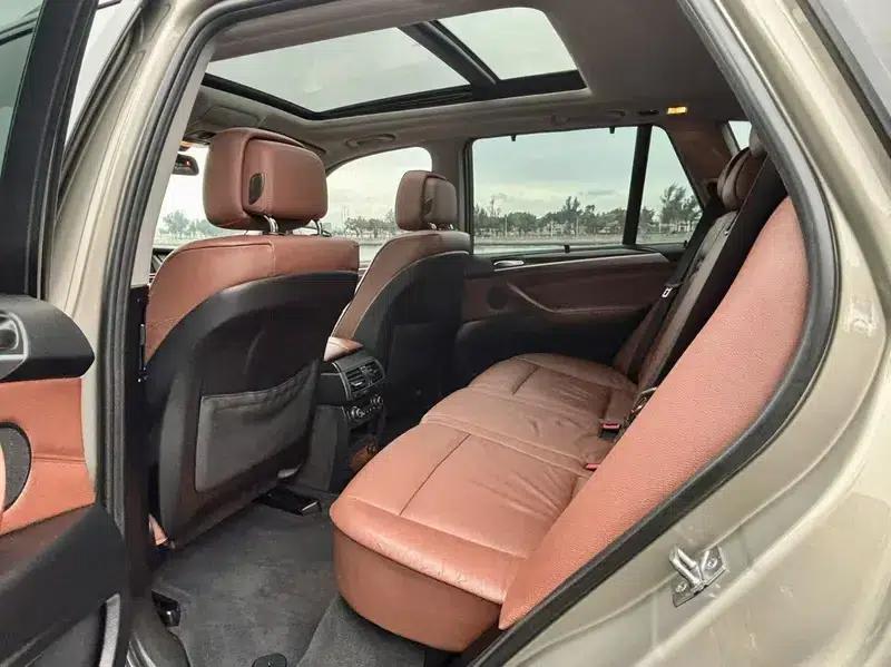 BMW X5 (Imported) 2011 xDrive35i Leading Edition — миниатюра 9