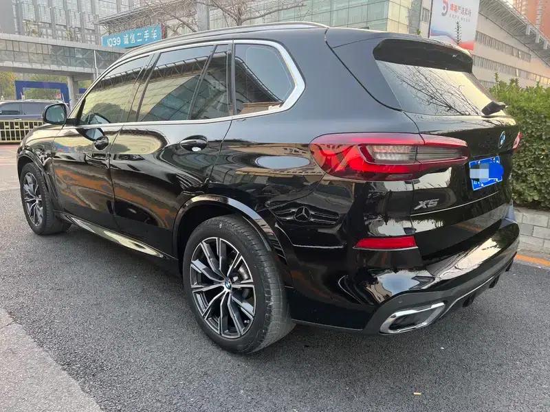 BMW X5 (Imported) 2021 xDrive30i X Design Package — миниатюра 4