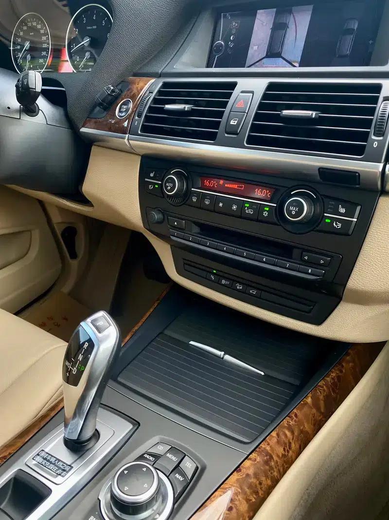 BMW X5 (Imported) 2011 xDrive35i Leading Edition — миниатюра 13