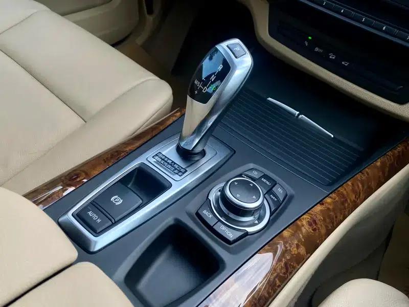 BMW X5 (Imported) 2011 xDrive35i Leading Edition — миниатюра 18
