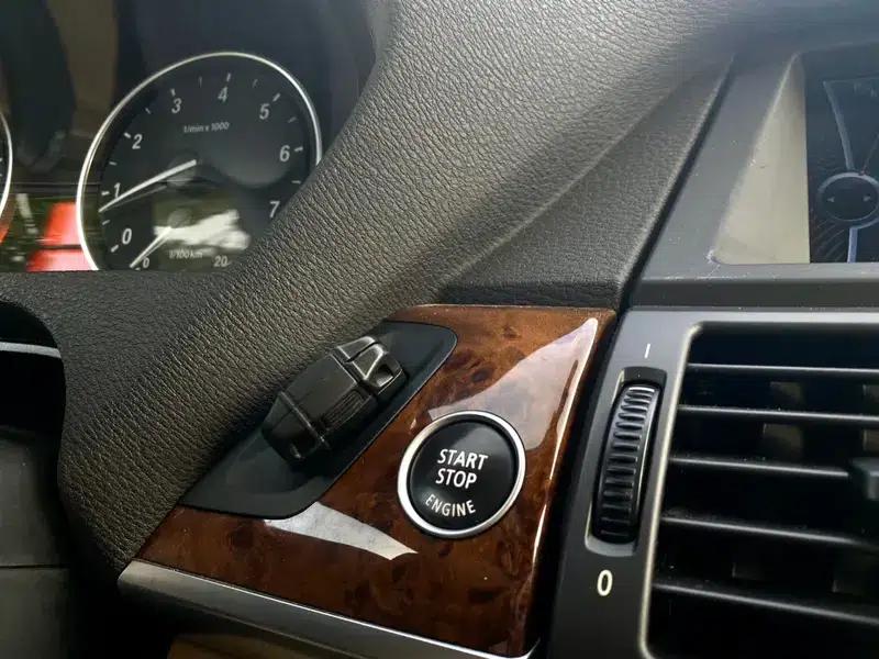 BMW X5 (Imported) 2011 xDrive35i Leading Edition — миниатюра 20