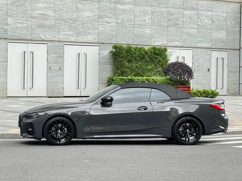 2022 BMW 4 Series 425i Convertible M Sport Shadow Edition — миниатюра 3