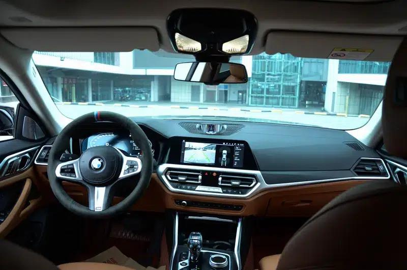 2022 BMW 4 Series 425i Gran Coupe M Sport Package — миниатюра 18