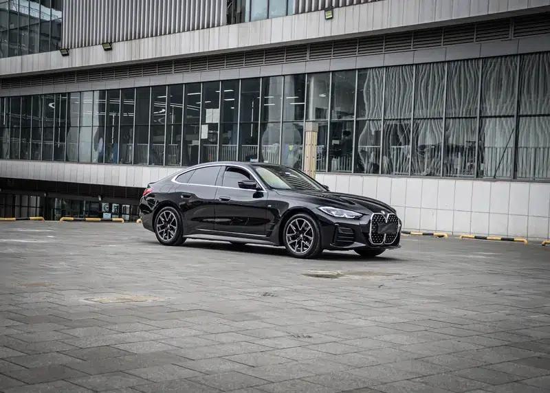 2022 BMW 4 Series 425i Gran Coupe M Sport Package — миниатюра 3