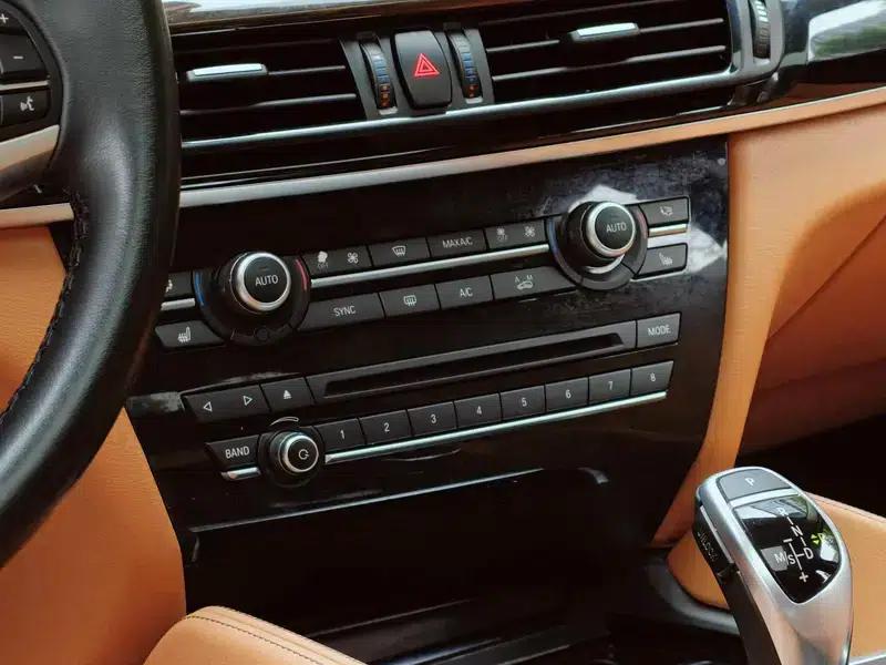 BMW X6 2015 xDrive35i Luxury — миниатюра 9