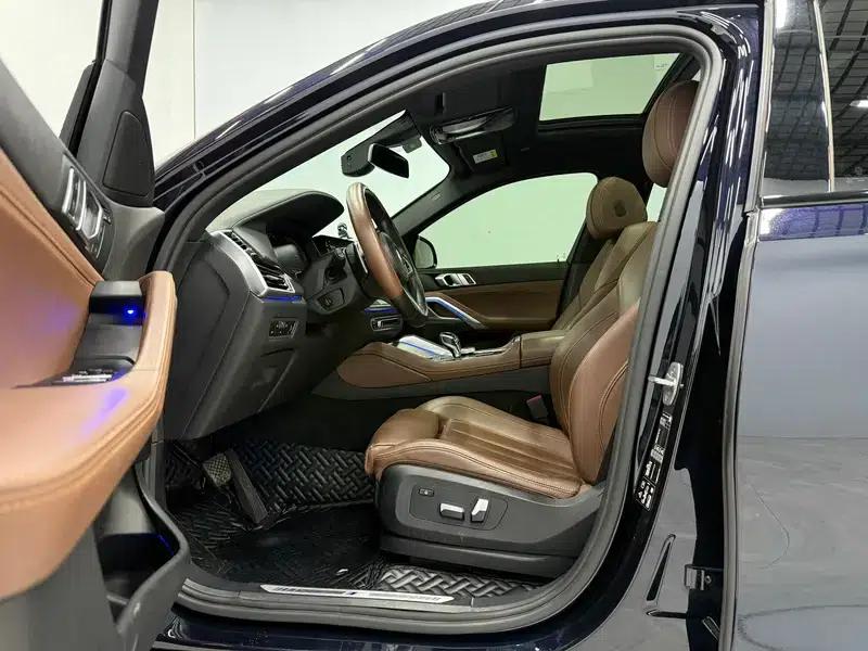 2022 BMW X6 xDrive30i M Sport Package — миниатюра 17