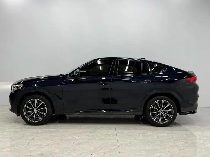 2022 BMW X6 xDrive30i M Sport Package — миниатюра 4