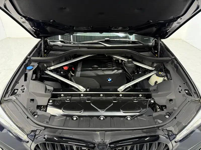 2022 BMW X6 xDrive30i M Sport Package — миниатюра 10