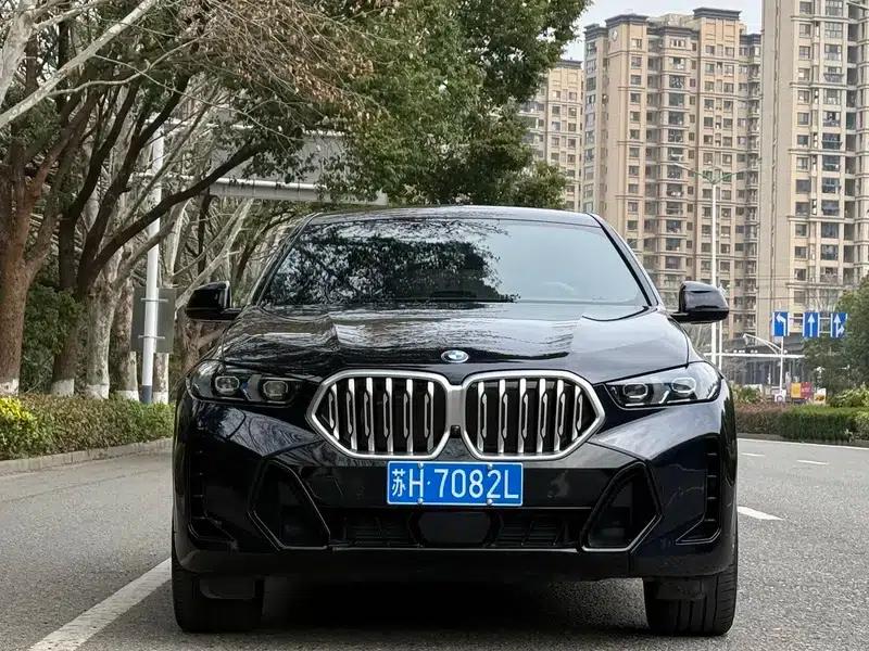 2023 BMW X6 xDrive40i M Sport Package — миниатюра 2