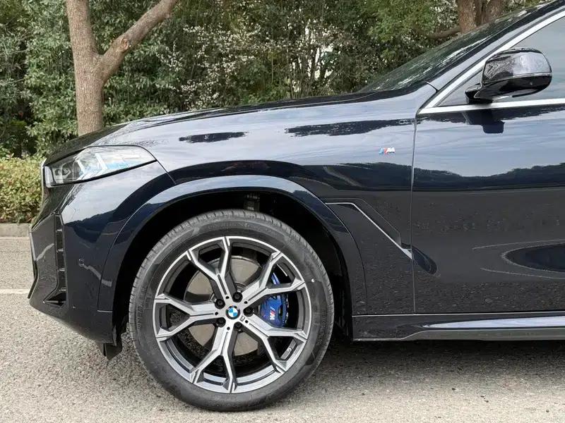 2023 BMW X6 xDrive40i M Sport Package — миниатюра 9