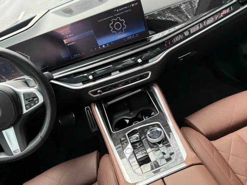 2023 BMW X6 xDrive40i M Sport Package — миниатюра 10