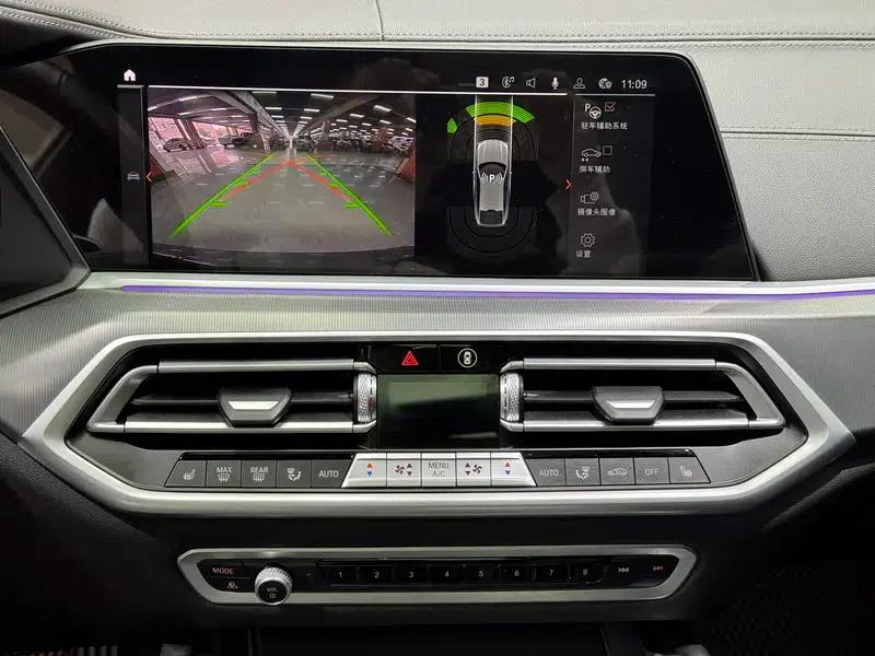 2021 BMW X6 xDrive30i M Sport Package — миниатюра 12