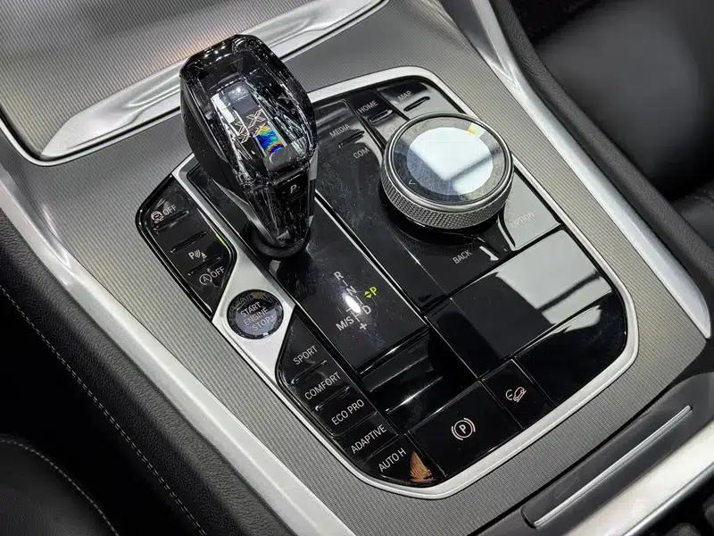 2021 BMW X6 xDrive30i M Sport Package — миниатюра 14